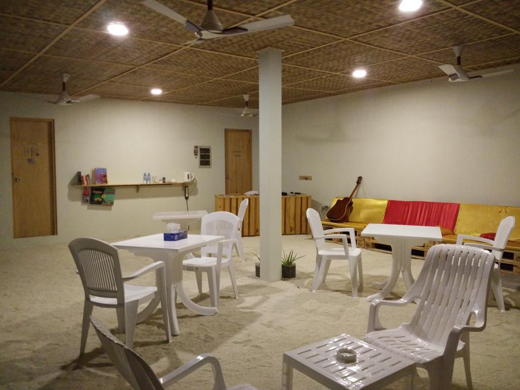 Hotel Crystal Dhiffushi Exterior foto